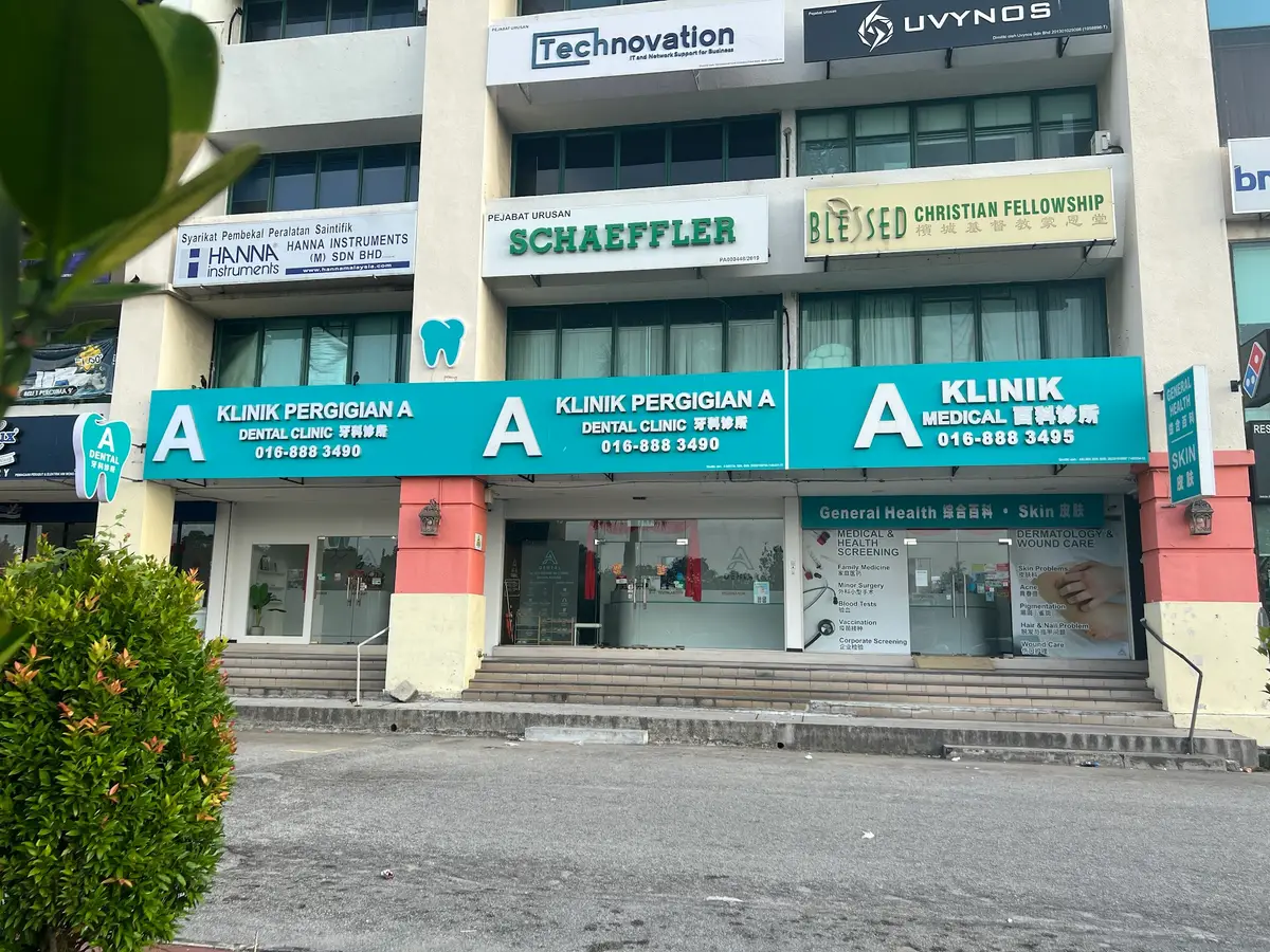 A Dental Bayan Lepas